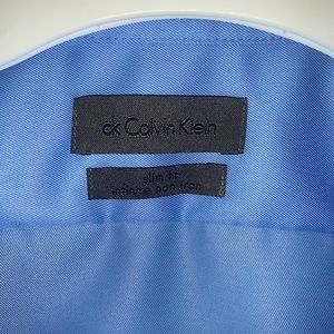 Calvin Klein Men's Dress Shirt Slim Fit Non Iron Solid
